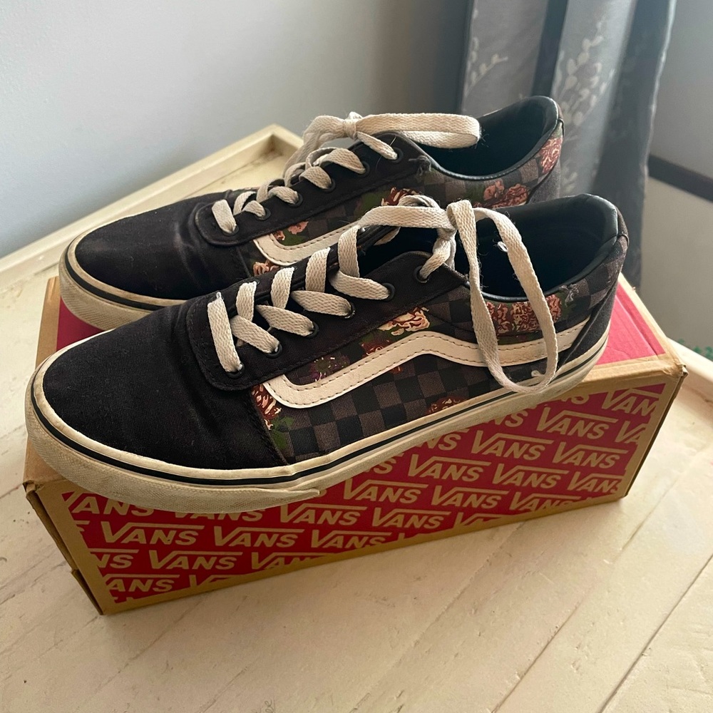 VANS flower checkerboard 🌹